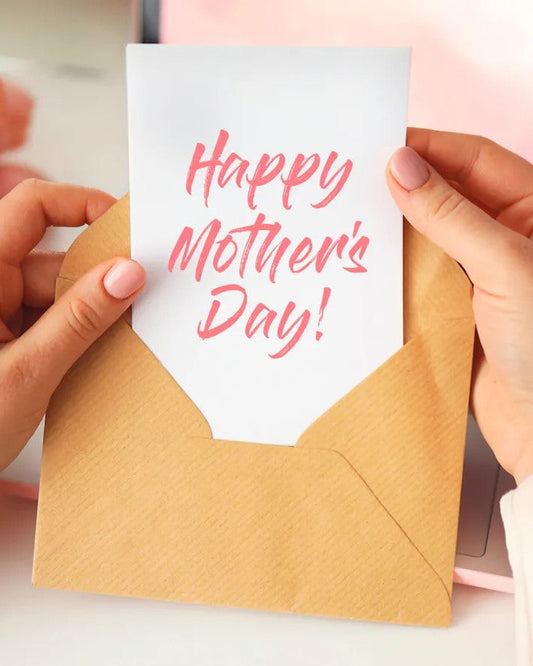 Gợi ý quà tặng ý nghĩa, thiết thực nhân ngày của mẹ 2025