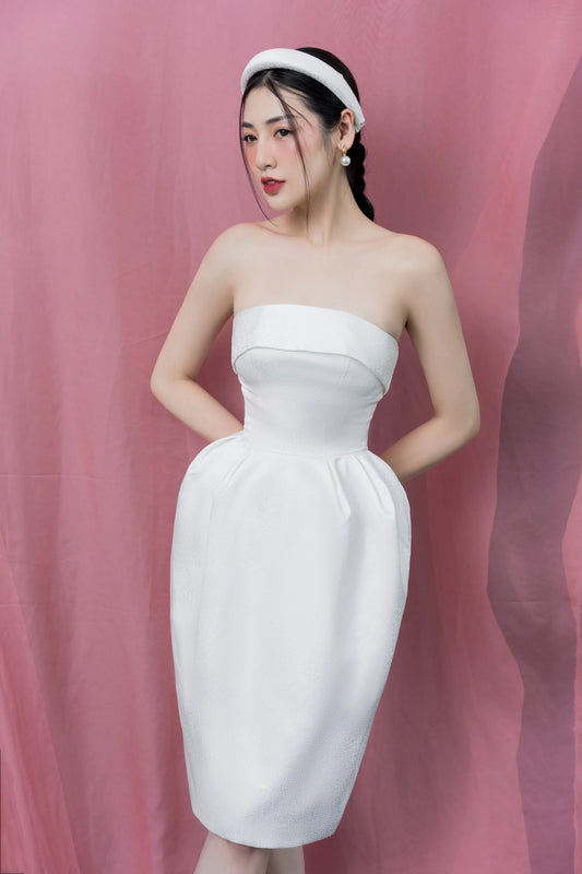 ĐẦM YẾN ANH
