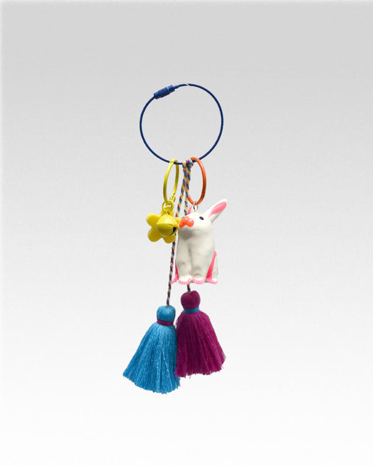 Keychain "TÒ HE" - TRẮNG